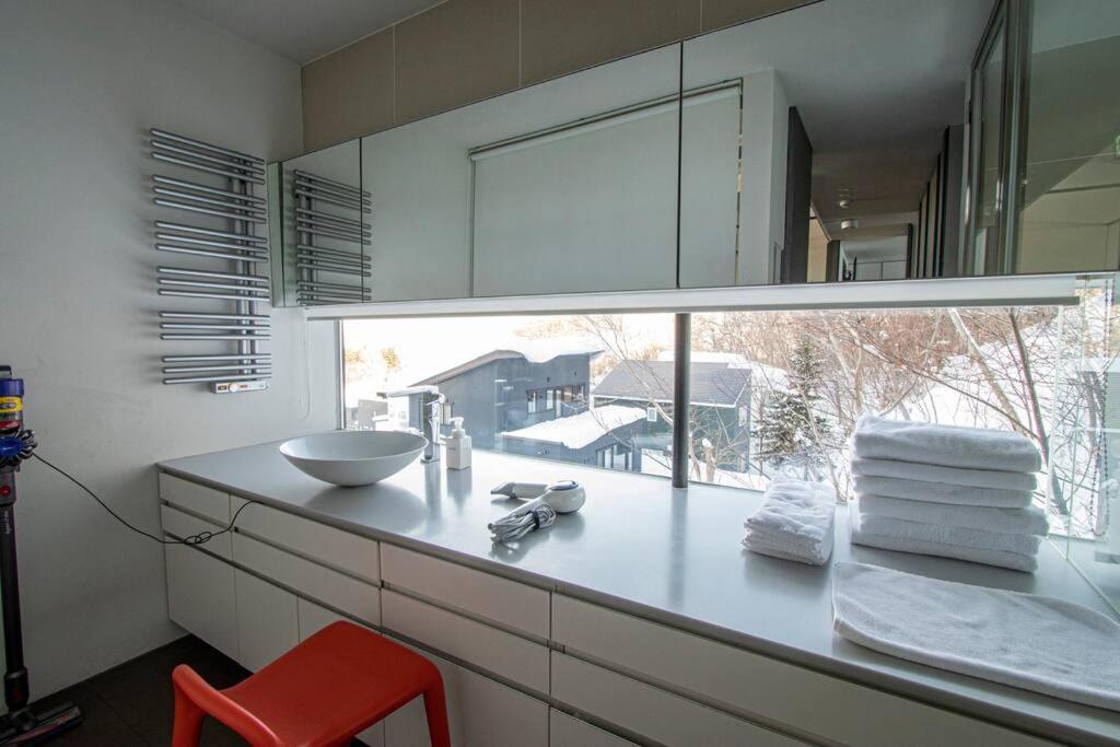 Вилла Sapporo Boukyo Luxury House 5 Pax Free Parking Экстерьер фото